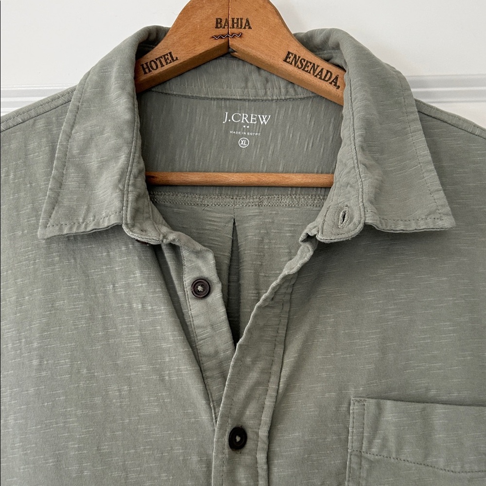 J. Crew Men's Sage Green Button-Up Textured Cotton Shirt Sz XL w MEASUREMENTS
